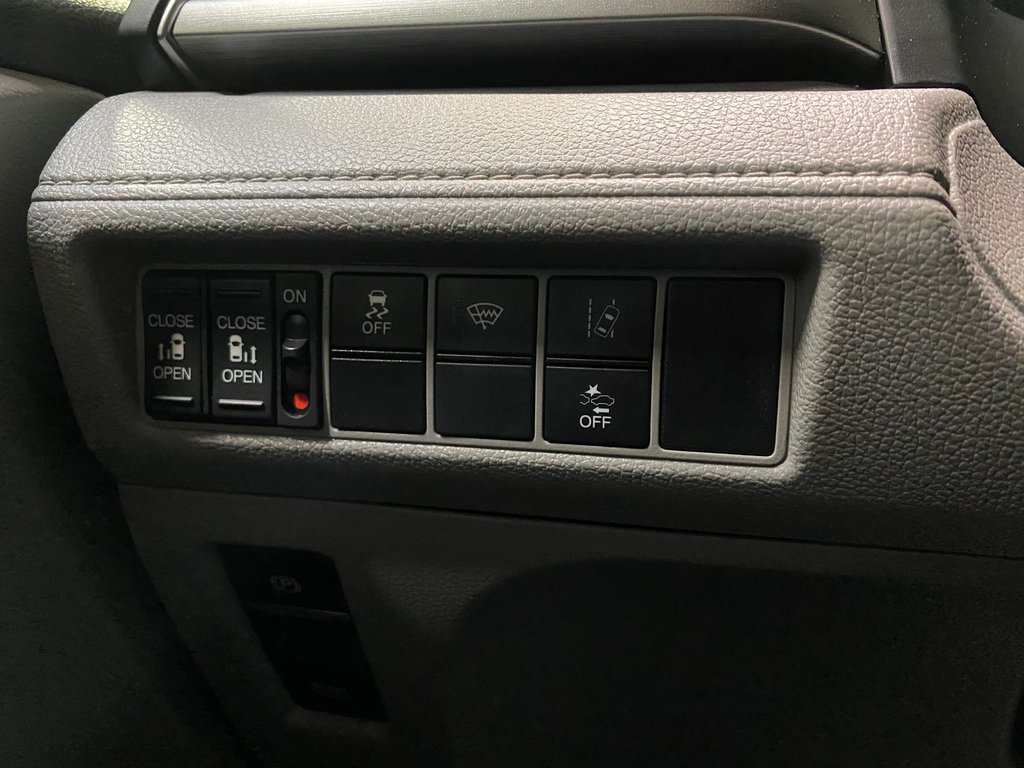 2019 Honda Odyssey EX**7 PASSAGERS**TOIT OUVRANT**PORTES ELECTRIQUES in Saint-Eustache, Quebec - 32 - w1024h768px
