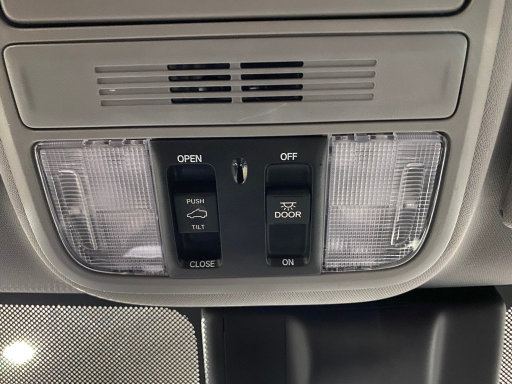 2019 Honda Odyssey EX**7 PASSAGERS**TOIT OUVRANT**PORTES ELECTRIQUES in Saint-Eustache, Quebec - 33 - w1024h768px