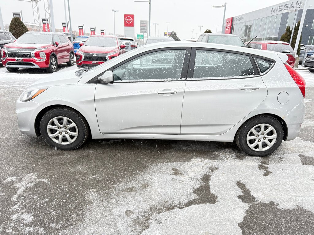 2013 Hyundai Accent GL**TEL QUEL**WOW 33 000KM**AUTOMATIQUE**1 OWNER** in Saint-Eustache, Quebec - 3 - w1024h768px