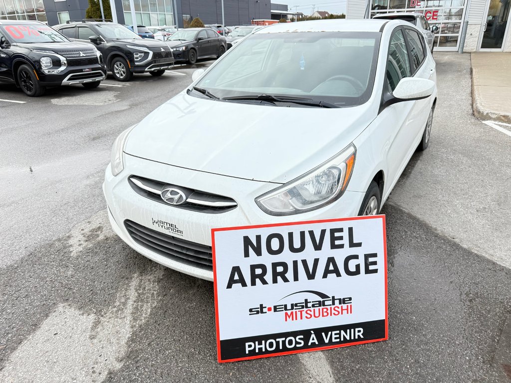 2015 Hyundai Accent GL**MANUELLE**TEL QUEL**PAS DE GARANTIE**BLUETOOTH in Saint-Eustache, Quebec - 1 - w1024h768px