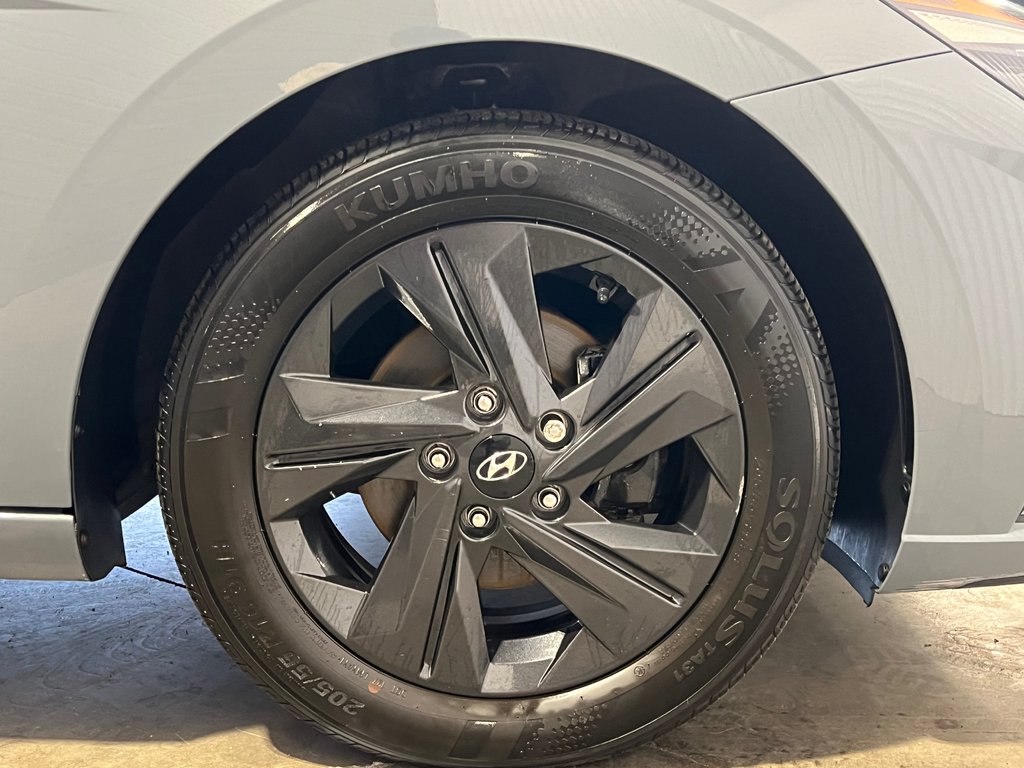 Hyundai Elantra PREFERRED**CARPLAY**BANCS & VOLANT CHAUFFANT**MAGS 2021 à Saint-Eustache, Québec - 10 - w1024h768px