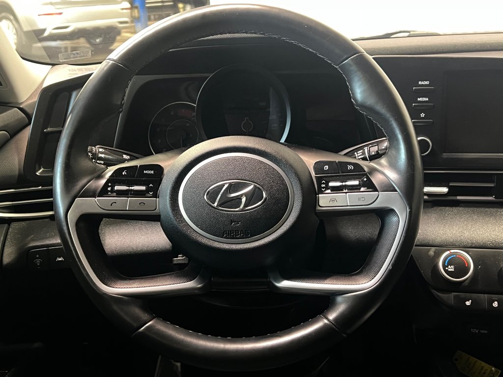 Hyundai Elantra PREFERRED**CARPLAY**BANCS & VOLANT CHAUFFANT**MAGS 2021 à Saint-Eustache, Québec - 25 - w1024h768px