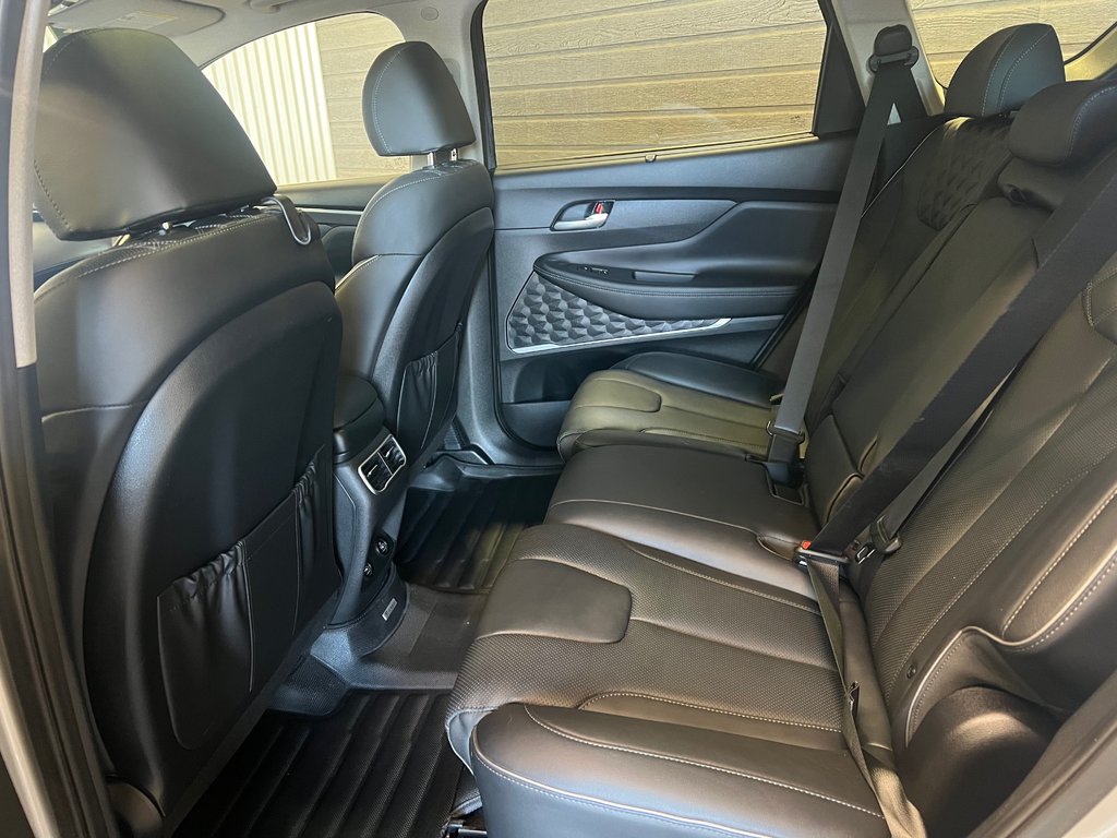 Hyundai Santa Fe Plug-In Hybrid LUXURY**AWD/4X4**CUIR**TOIT OUVRANT**CARPLAY** 2022 à Saint-Eustache, Québec - 14 - w1024h768px