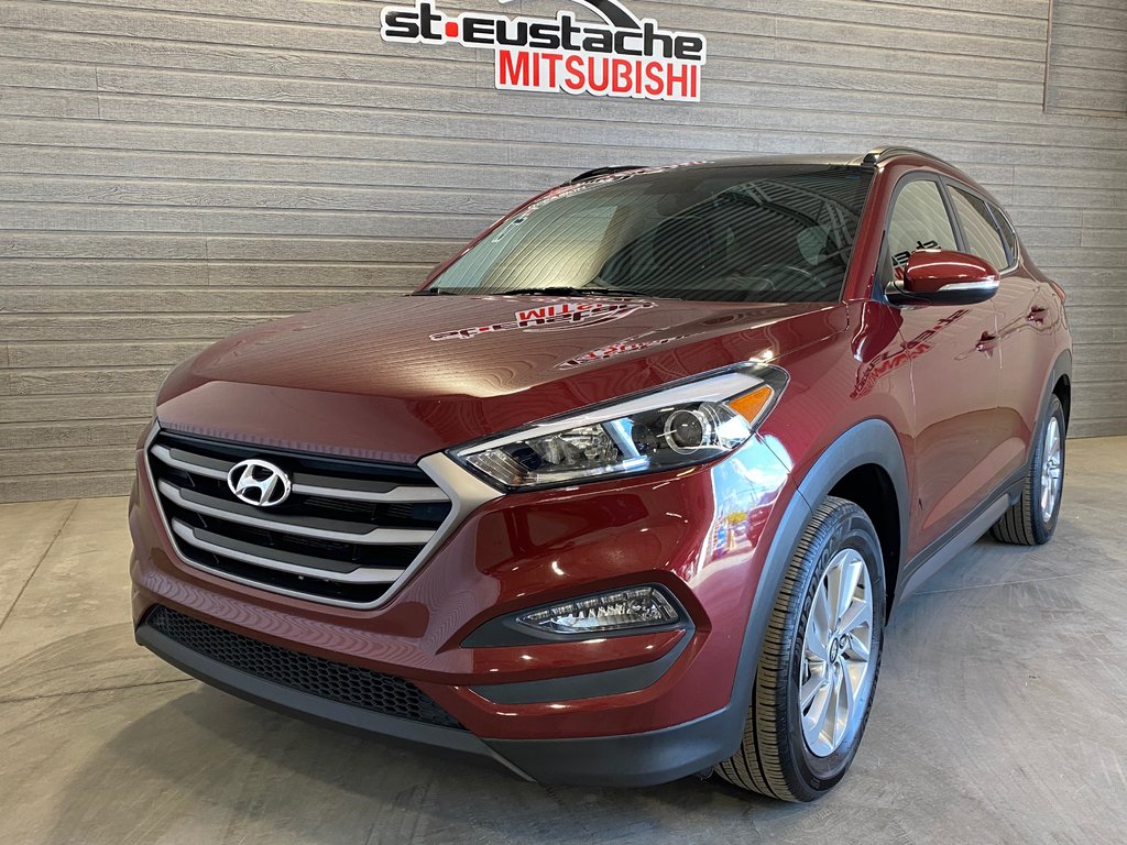 2016 Hyundai Tucson LUXURY**AWD/4X4**CUIR**TOIT PANO**VOLANT CHAUFFANT in Saint-Eustache, Quebec - 4 - w1024h768px