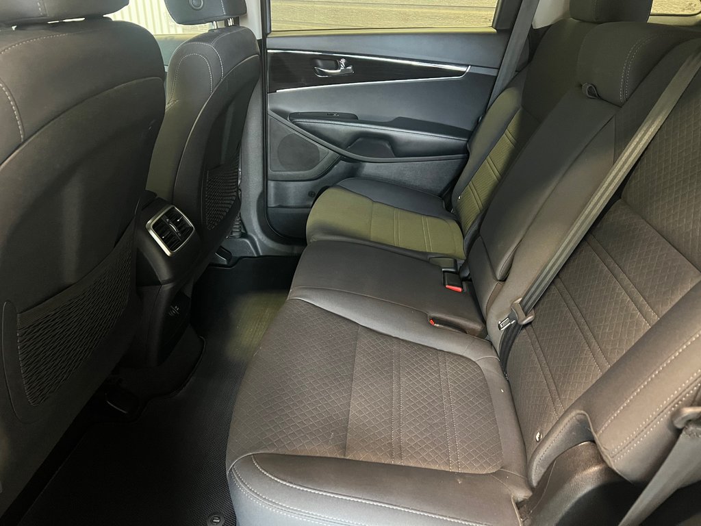 2019 Kia Sorento LX**2WD/FWD**BLUETOOTH**CRUISE**CAMERA RECUL**MAGS in Saint-Eustache, Quebec - 14 - w1024h768px