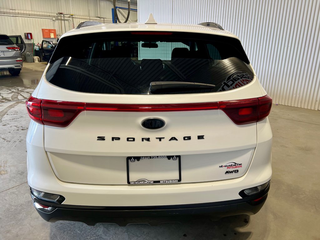 2022 Kia Sportage LX**AWD/4X4**NIGHTSKY**MAGS 18PO**APPLE CARPLAY** in Saint-Eustache, Quebec - 4 - w1024h768px