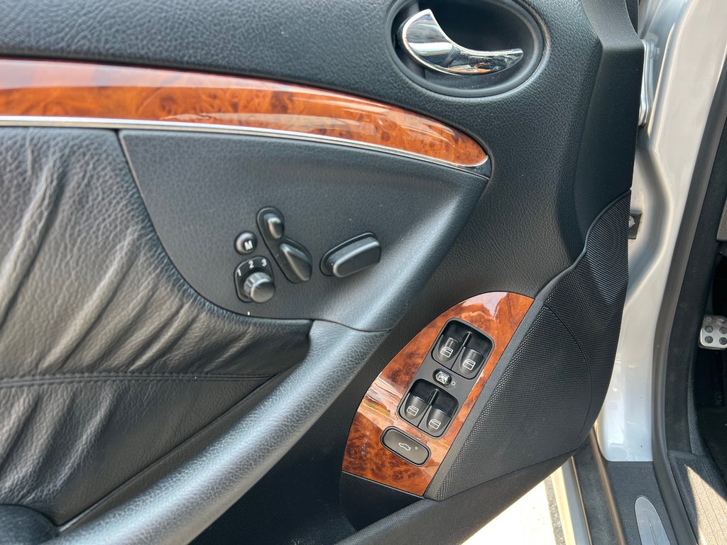 2007 Mercedes-Benz CLK-Class CLK 550**AMG**V8 5.5L**DÉCAPOTABLE**CUIR** in Saint-Eustache, Quebec - 8 - w1024h768px