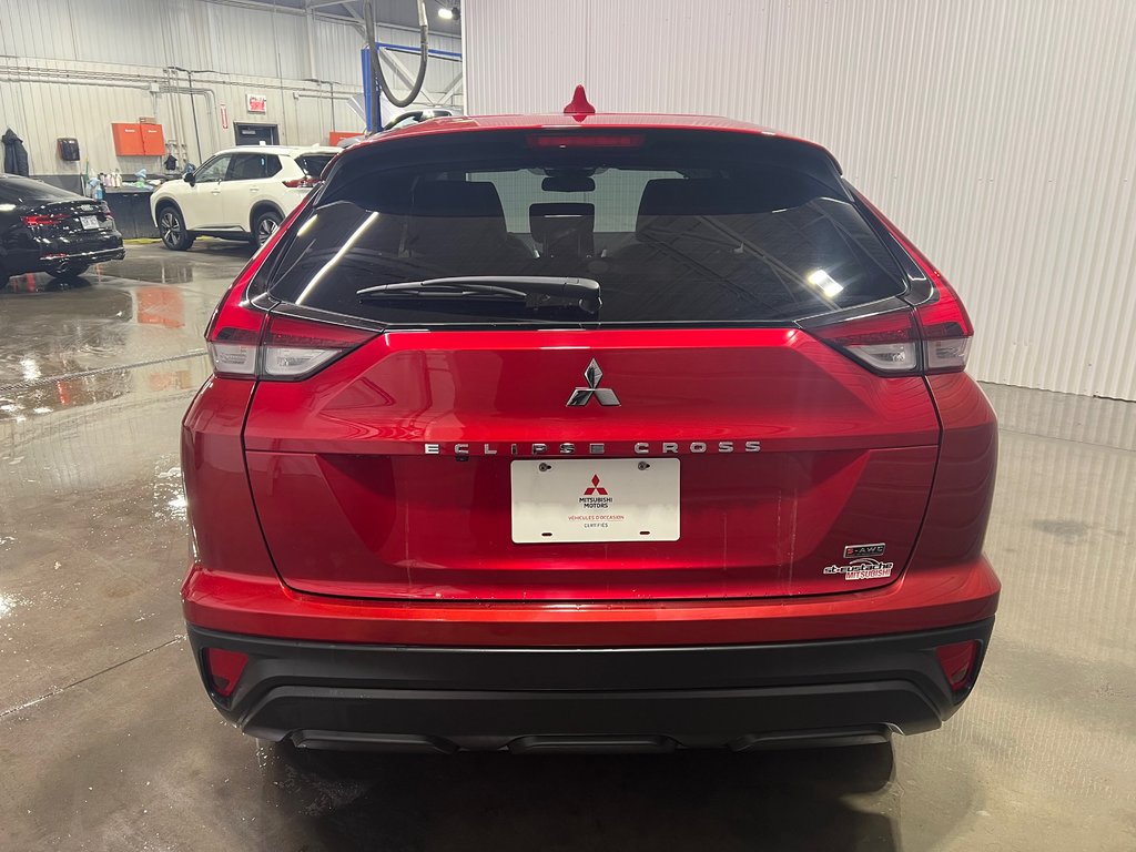 Mitsubishi ECLIPSE CROSS SE**À PARTIR DE 0.9%**S-AWC**VOLANT CHAUFFANT** 2022 à Saint-Eustache, Québec - 3 - w1024h768px