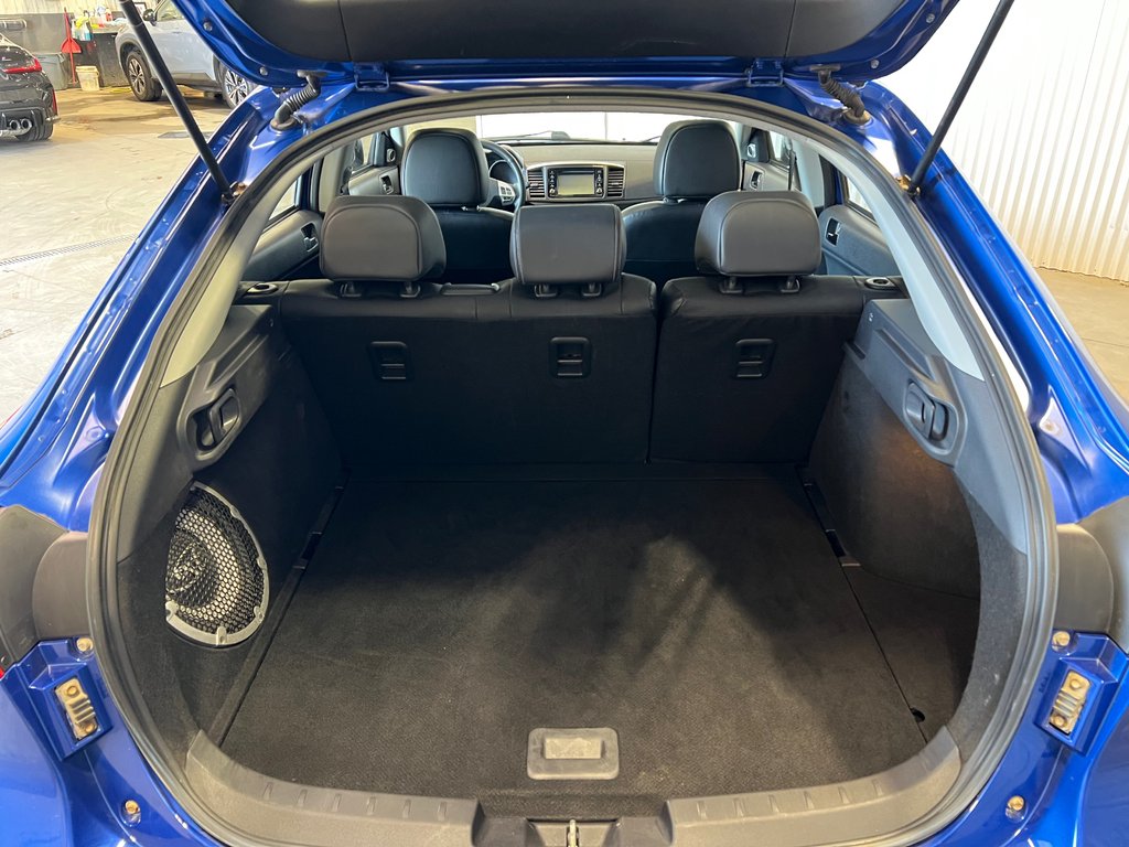 Mitsubishi Lancer Sportback GT**MANUELLE**TOIT OUVRANT**CUIR**MAGS 16PO** 2017 à Saint-Eustache, Québec - 14 - w1024h768px