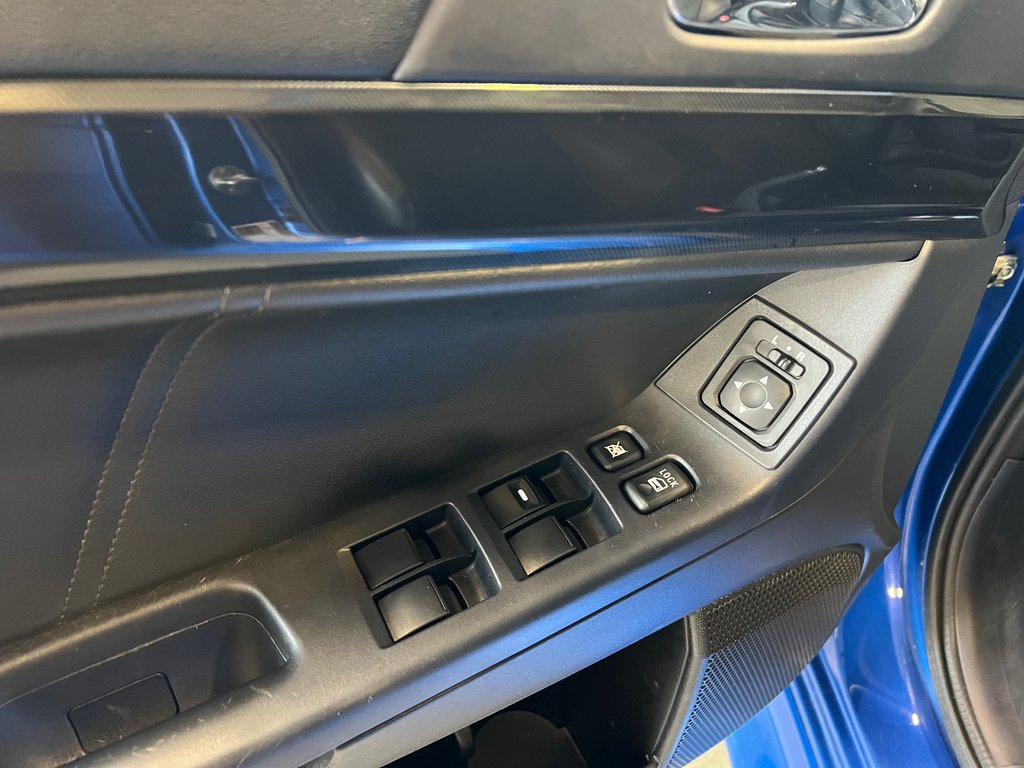 Mitsubishi Lancer Sportback GT**MANUELLE**TOIT OUVRANT**CUIR**MAGS 16PO** 2017 à Saint-Eustache, Québec - 8 - w1024h768px