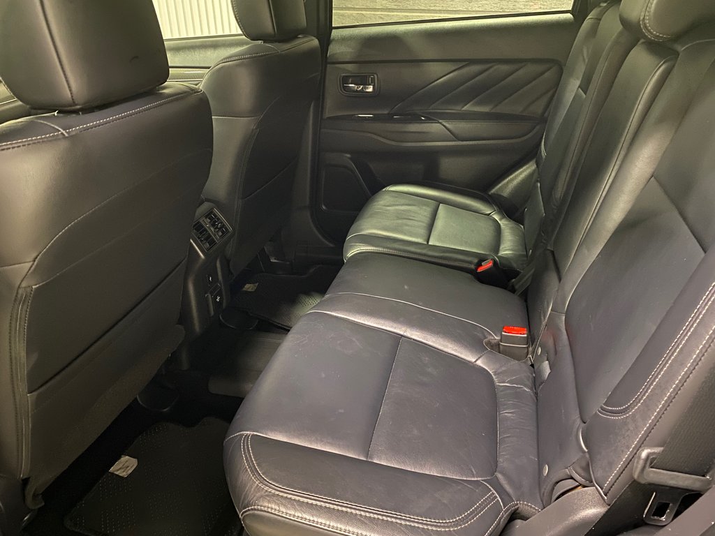 2019 Mitsubishi OUTLANDER PHEV GT**S-AWC**CUIR**TOIT OUVRANT**CRUISE**BLUETOOTH** in Saint-Eustache, Quebec - 7 - w1024h768px