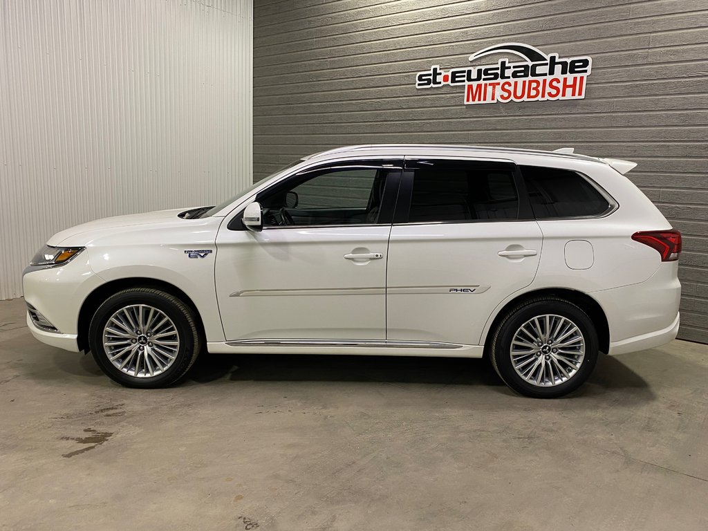 2019 Mitsubishi OUTLANDER PHEV SE TOURING**S-AWC**ONE OWNER**CUIR**TOIT OUVRANT** in Saint-Eustache, Quebec - 2 - w1024h768px