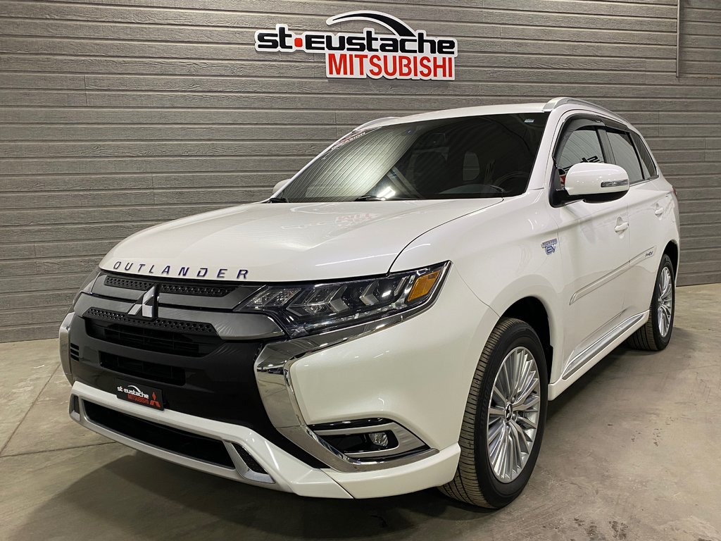 2019 Mitsubishi OUTLANDER PHEV SE TOURING**S-AWC**ONE OWNER**CUIR**TOIT OUVRANT** in Saint-Eustache, Quebec - 4 - w1024h768px