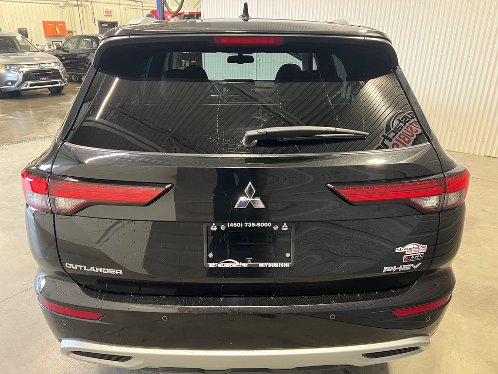 Mitsubishi OUTLANDER PHEV SEL**S-AWC**TAUX À PARTIR DE 0.9%**TOIT**CUIR**NAV 2023 à Saint-Eustache, Québec - 4 - w1024h768px