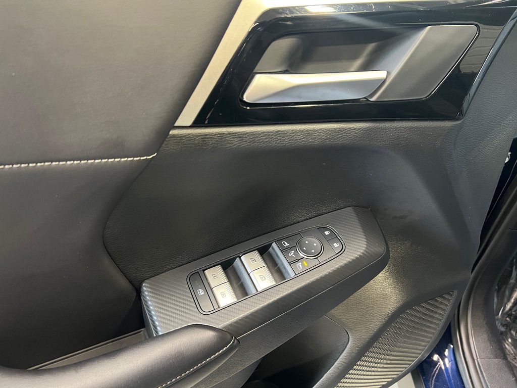 2024 Mitsubishi OUTLANDER PHEV LE**TAUX À PARTIR DE 0.9%**S-AWC**TOIT OUVRANT** in Saint-Eustache, Quebec - 11 - w1024h768px