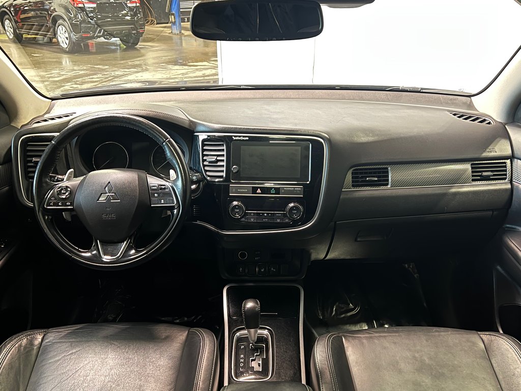 Mitsubishi Outlander GT**4X4/AWD**V6**CUIR**TOIT OUVRANT**7 PLACES** 2019 à Saint-Eustache, Québec - 20 - w1024h768px