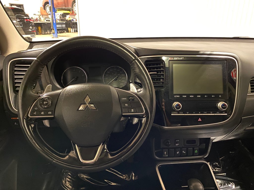 2020 Mitsubishi Outlander GT**S-AWC**7 PASSAGERS**MAGS D'ORIGINE**ONE OWNER in Saint-Eustache, Quebec - 12 - w1024h768px