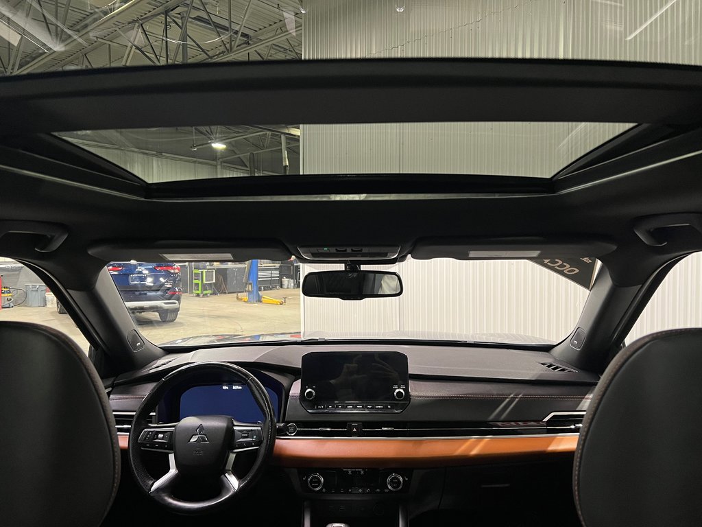 Mitsubishi Outlander GT-P**S-AWC**TAUX À PARTIR DE 0.9%**CUIR**TOIT** 2022 à Saint-Eustache, Québec - 22 - w1024h768px