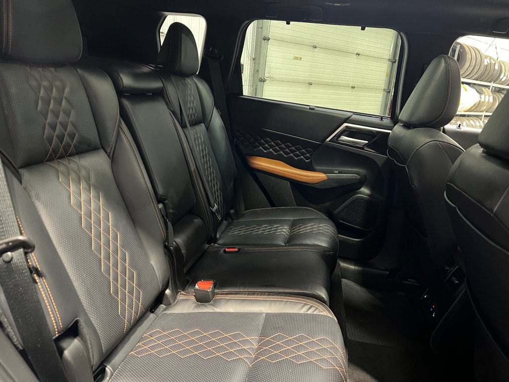 Mitsubishi Outlander GT-P**S-AWC**TAUX À PARTIR DE 0.9%**CUIR**TOIT** 2022 à Saint-Eustache, Québec - 17 - w1024h768px