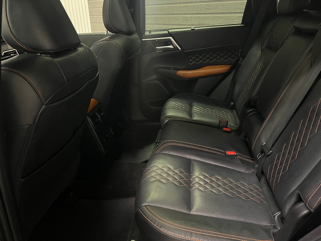 Mitsubishi Outlander GT-P**S-AWC**TAUX À PARTIR DE 0.9%**CUIR**TOIT** 2022 à Saint-Eustache, Québec - 16 - w1024h768px
