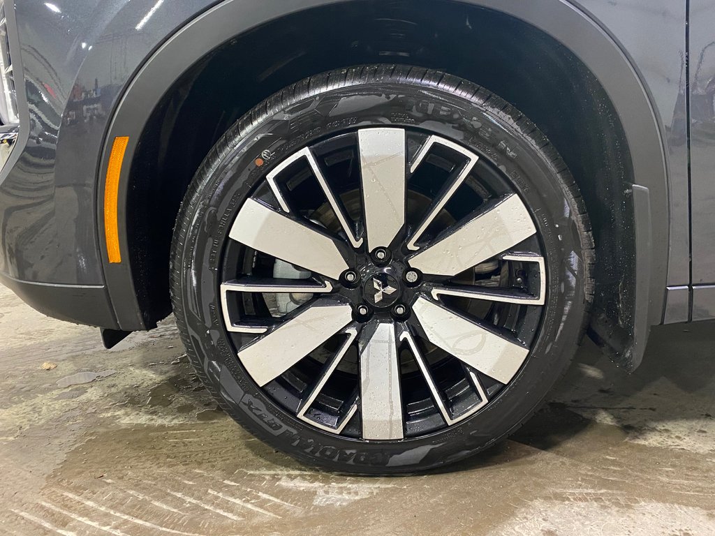 Mitsubishi Outlander GT-PREMIUM FULL 2025 à Saint-Eustache, Québec - 8 - w1024h768px