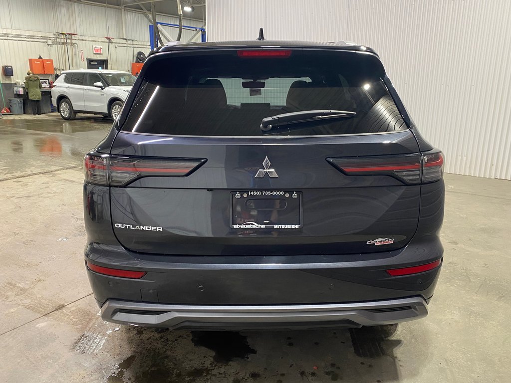 Mitsubishi Outlander GT-PREMIUM FULL 2025 à Saint-Eustache, Québec - 5 - w1024h768px