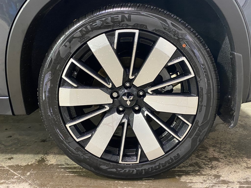 Mitsubishi Outlander GT-PREMIUM FULL 2025 à Saint-Eustache, Québec - 7 - w1024h768px