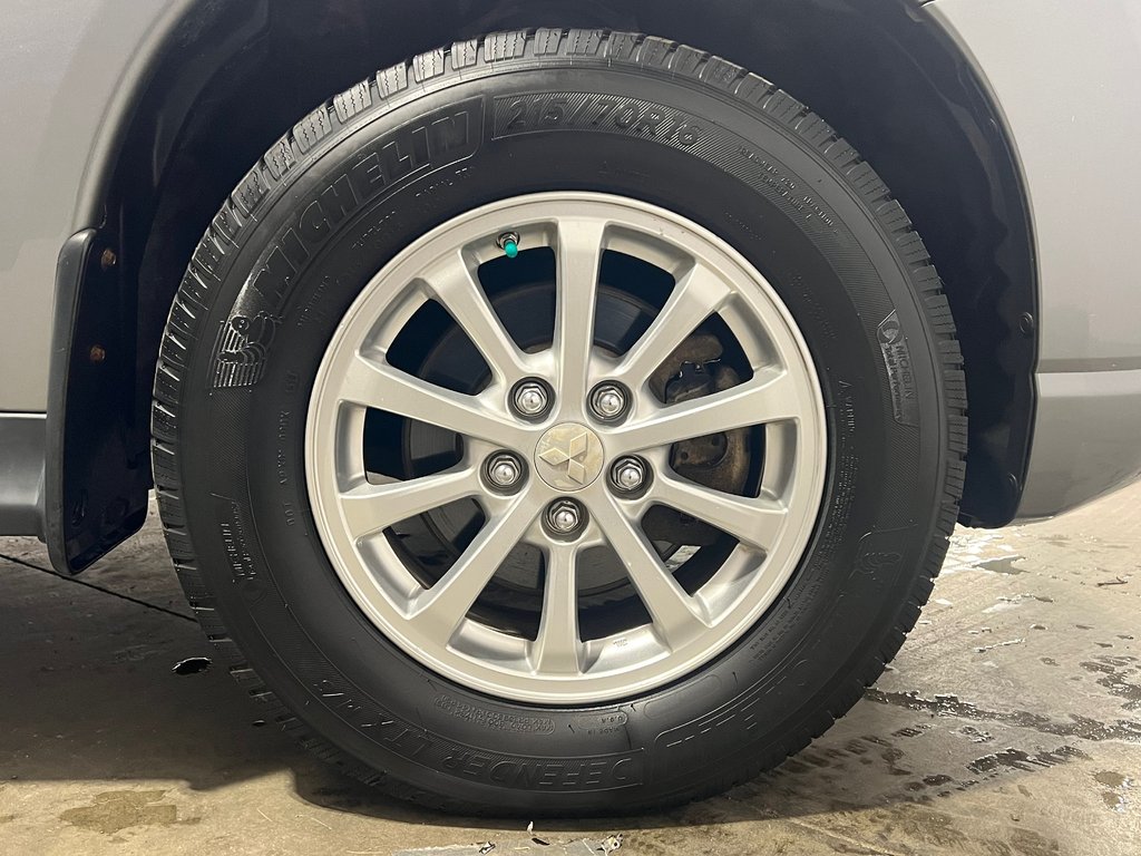 2011 Mitsubishi RVR SE**FWD/2WD**TEL QUEL**CRUISE**BLUETOOTH**MAGS 16P in Saint-Eustache, Quebec - 10 - w1024h768px