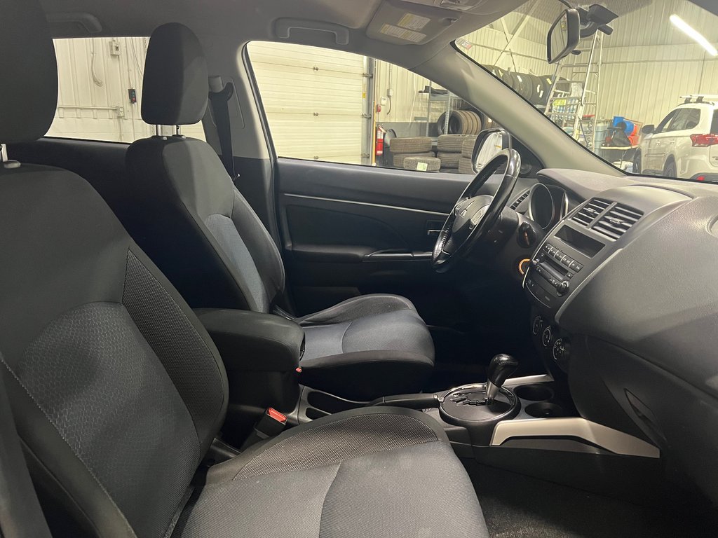 2011 Mitsubishi RVR SE**FWD/2WD**TEL QUEL**CRUISE**BLUETOOTH**MAGS 16P in Saint-Eustache, Quebec - 14 - w1024h768px