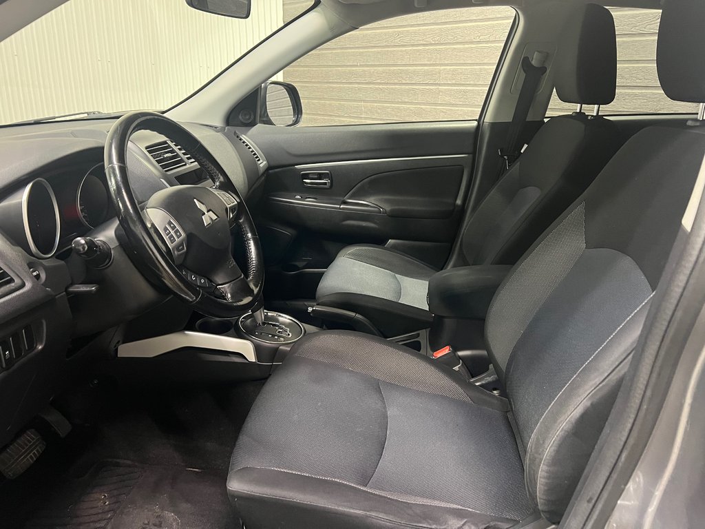 2011 Mitsubishi RVR SE**FWD/2WD**TEL QUEL**CRUISE**BLUETOOTH**MAGS 16P in Saint-Eustache, Quebec - 12 - w1024h768px