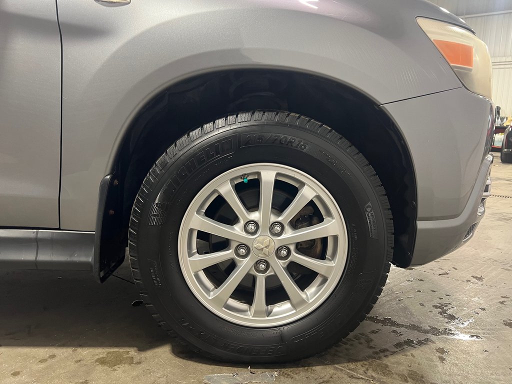 2011 Mitsubishi RVR SE**FWD/2WD**TEL QUEL**CRUISE**BLUETOOTH**MAGS 16P in Saint-Eustache, Quebec - 9 - w1024h768px