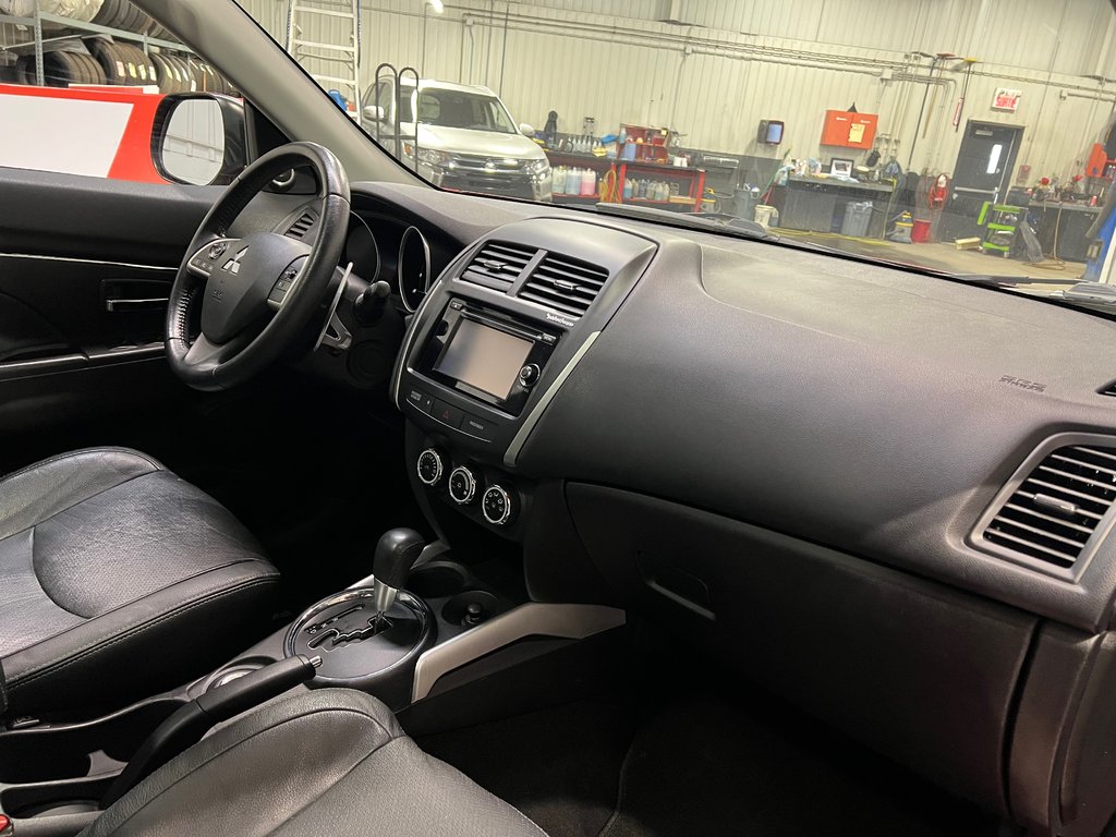 2014 Mitsubishi RVR GT**AWD/4X4**TOIT VITRÉ**CUIR**SIEGES CHAUFFANTS in Saint-Eustache, Quebec - 16 - w1024h768px