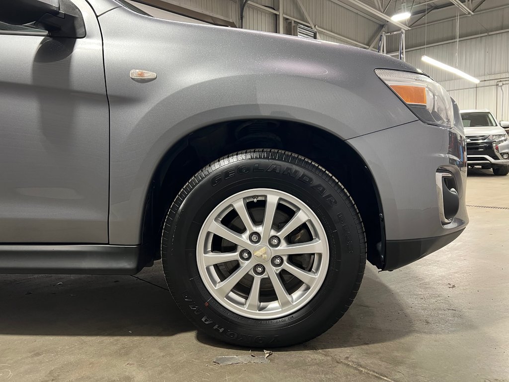Mitsubishi RVR SE**AWD/4X4**CRUISE**BLUETOOTH**BANCS CHAUFFANTS** 2015 à Saint-Eustache, Québec - 9 - w1024h768px