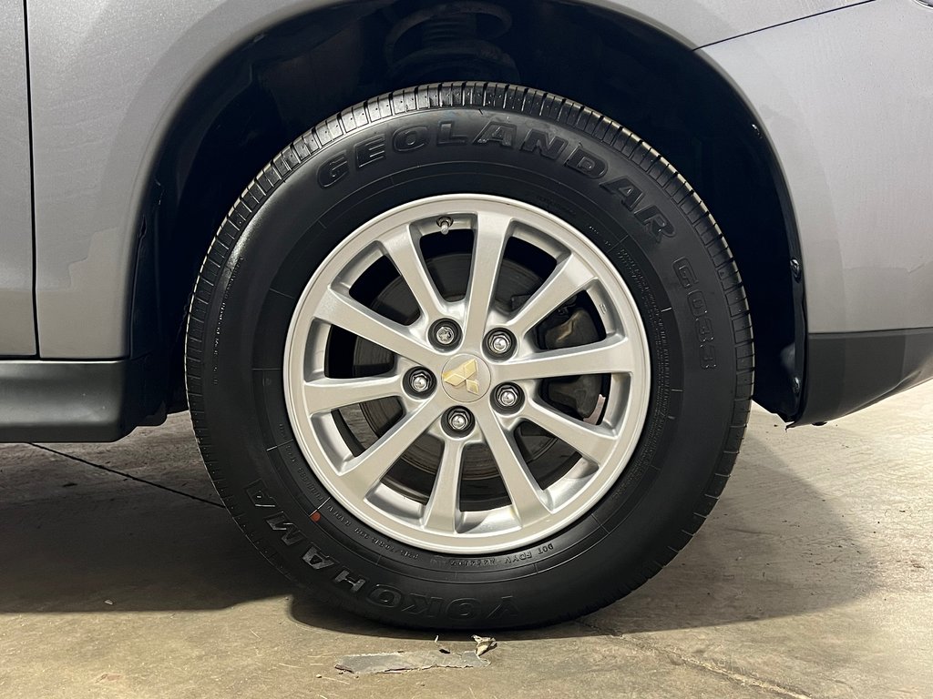 Mitsubishi RVR SE**AWD/4X4**CRUISE**BLUETOOTH**BANCS CHAUFFANTS** 2015 à Saint-Eustache, Québec - 10 - w1024h768px