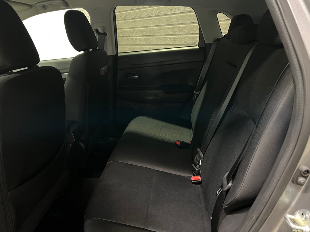 Mitsubishi RVR SE**AWD/4X4**CRUISE**BLUETOOTH**BANCS CHAUFFANTS** 2015 à Saint-Eustache, Québec - 18 - w1024h768px