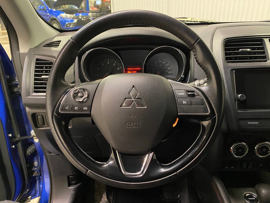 2018 Mitsubishi RVR SE**AWD/4X4**CARPLAY**CRUISE**CAMERA RECUL**MAGS in Saint-Eustache, Quebec - 24 - w1024h768px