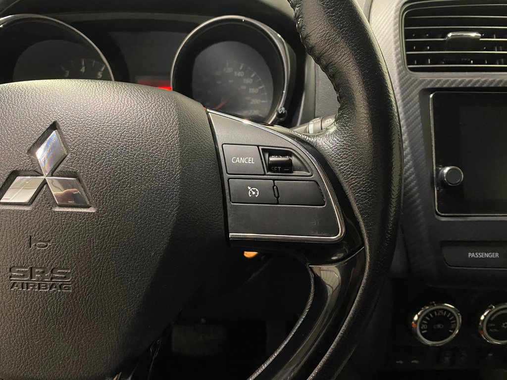 2018 Mitsubishi RVR SE**AWD/4X4**CARPLAY**CRUISE**CAMERA RECUL**MAGS in Saint-Eustache, Quebec - 27 - w1024h768px