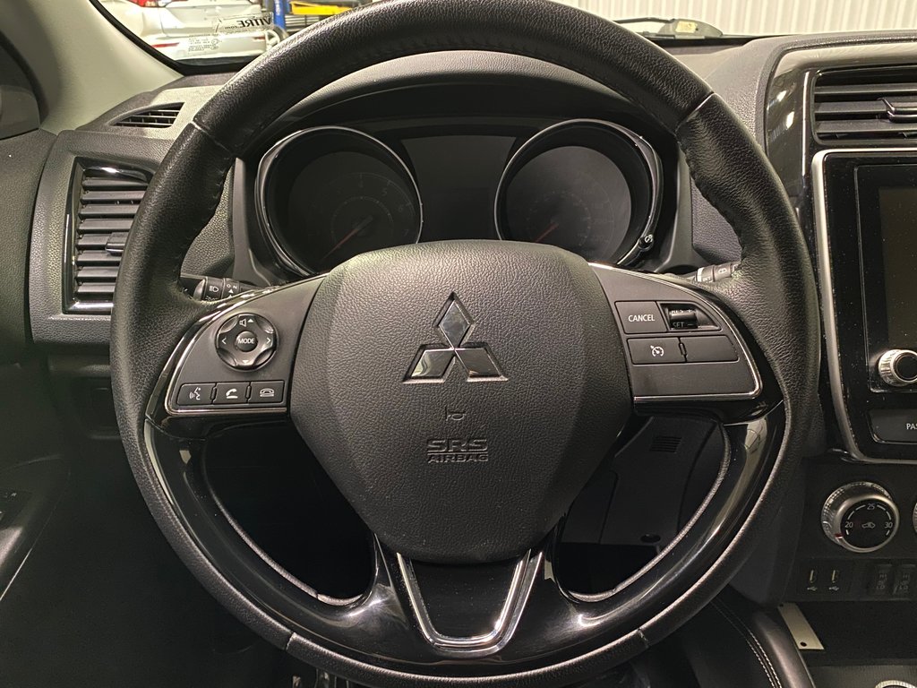 2020 Mitsubishi RVR SE**FWD/2WD**ONE OWNER**BLUETOOTH**CRUISE**MAGS** in Saint-Eustache, Quebec - 13 - w1024h768px
