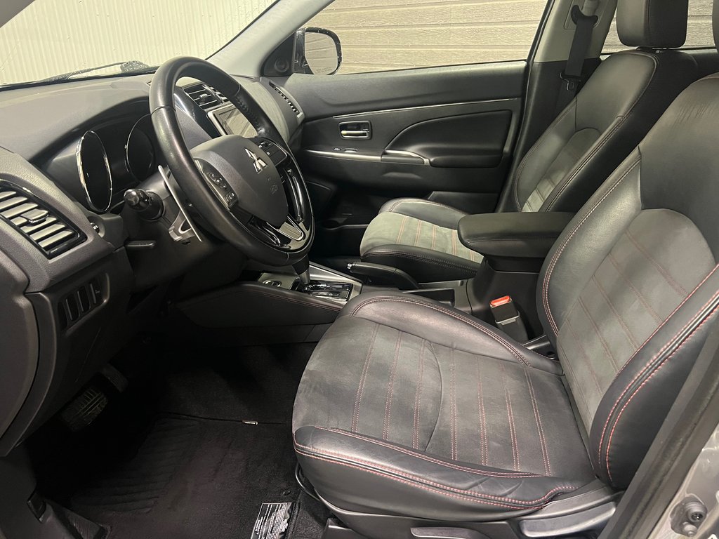 Mitsubishi RVR SEL**AWD/4X4**CARPLAY**CRUISE**BANCS CHAUFFANTS** 2020 à Saint-Eustache, Québec - 11 - w1024h768px