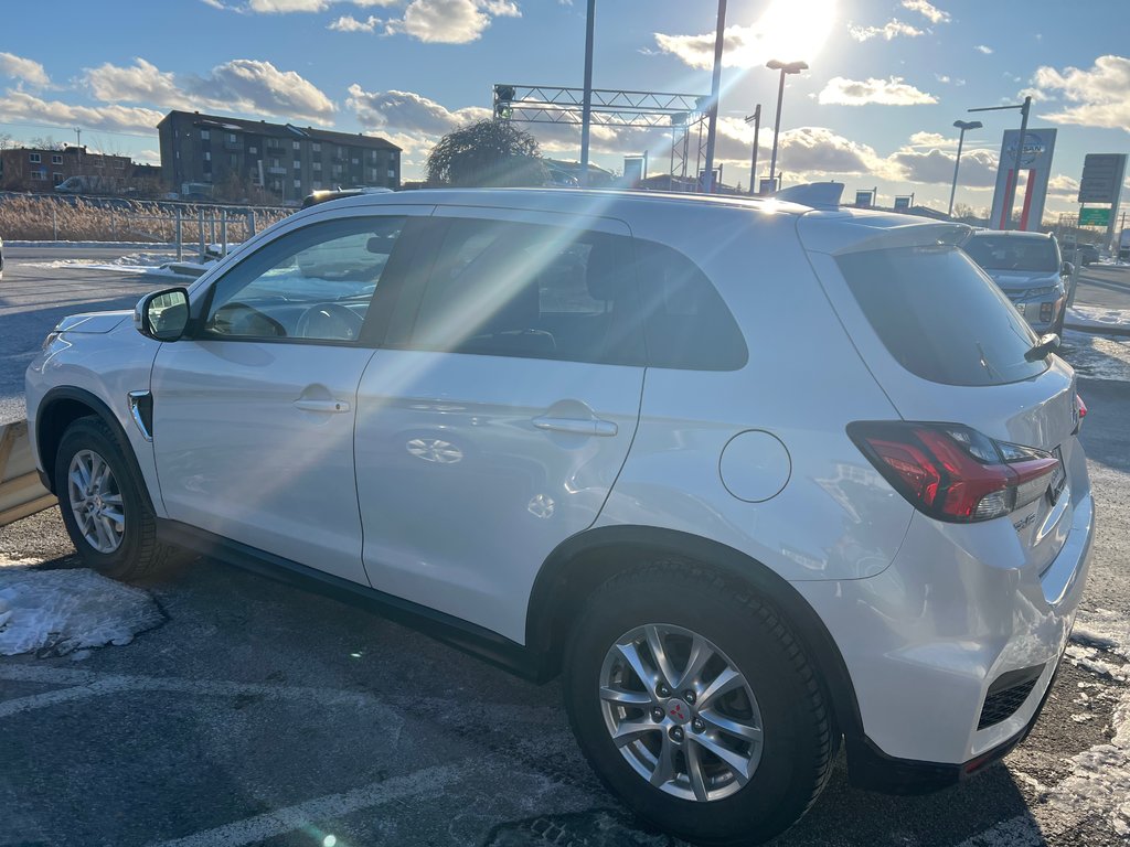 Mitsubishi RVR SE**À PARTIR DE 0.9%**AWD/4X4**BLUETOOTH**CRUISE** 2021 à Saint-Eustache, Québec - 4 - w1024h768px