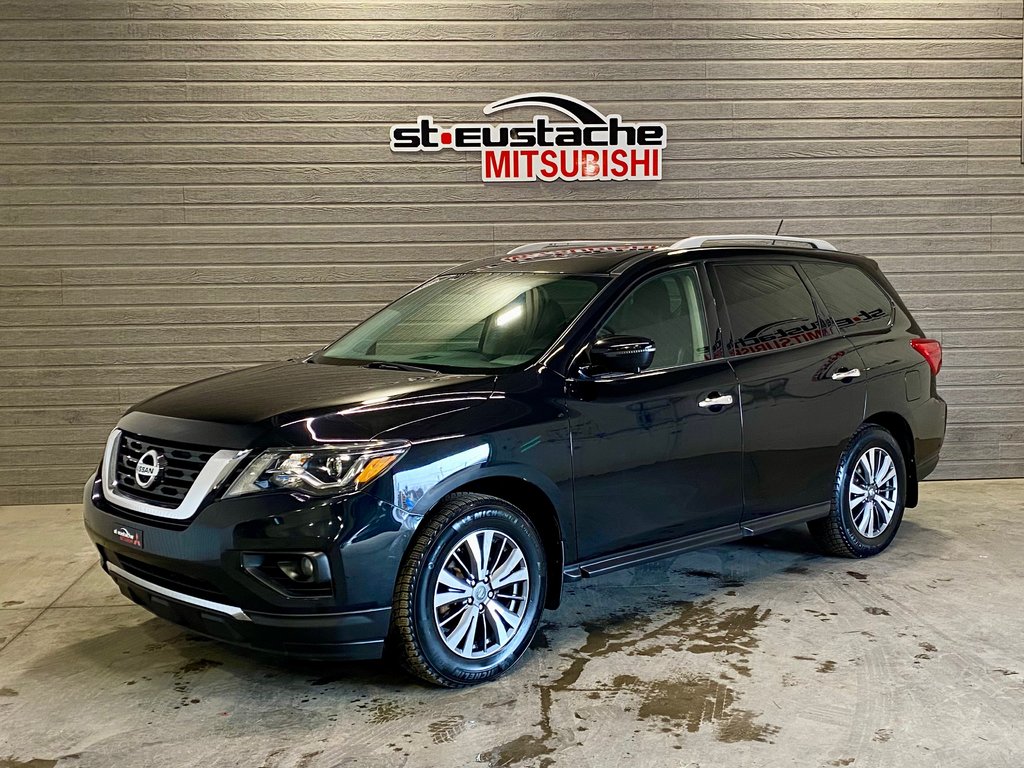 2017 Nissan Pathfinder SL**AWD/4X4**V6 3.5L**7 PASSAGERS**BLUETOOTH**MAGS in Saint-Eustache, Quebec - 1 - w1024h768px