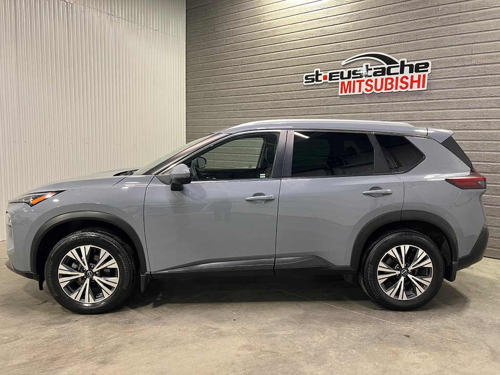 Nissan Rogue SV EDT MOONROOF**AWD/4X4**BAS KM**CUIR**CARPLAY** 2022 à Saint-Eustache, Québec - 2 - w1024h768px