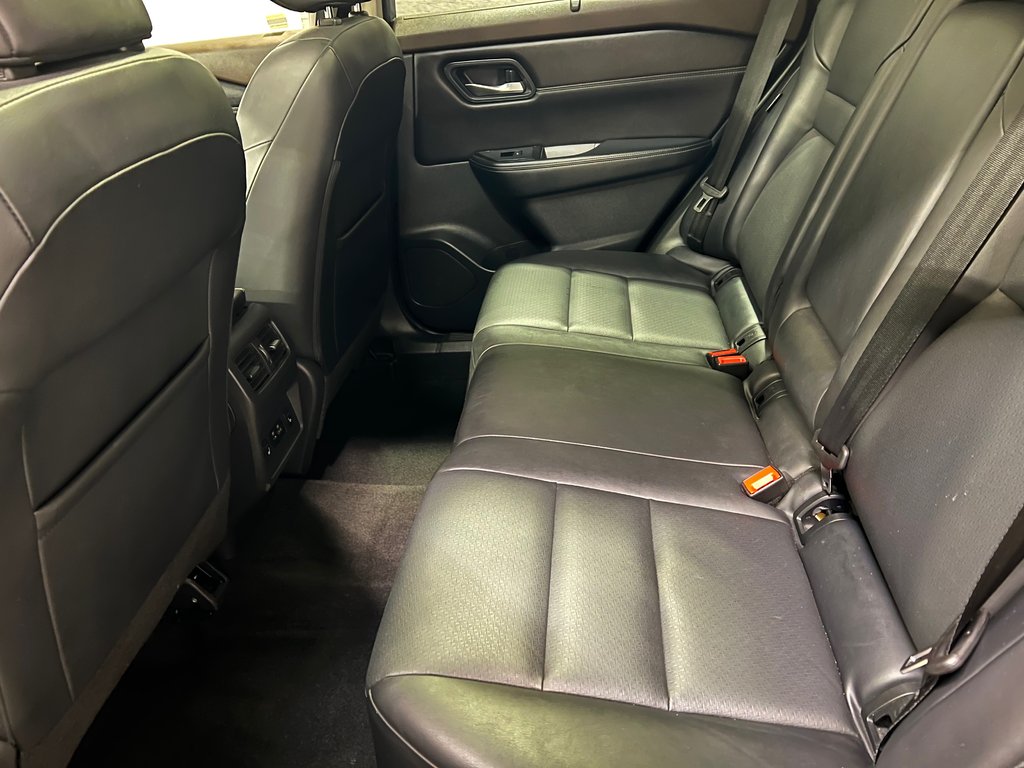 Nissan Rogue SV EDT MOONROOF**AWD/4X4**BAS KM**CUIR**CARPLAY** 2022 à Saint-Eustache, Québec - 16 - w1024h768px
