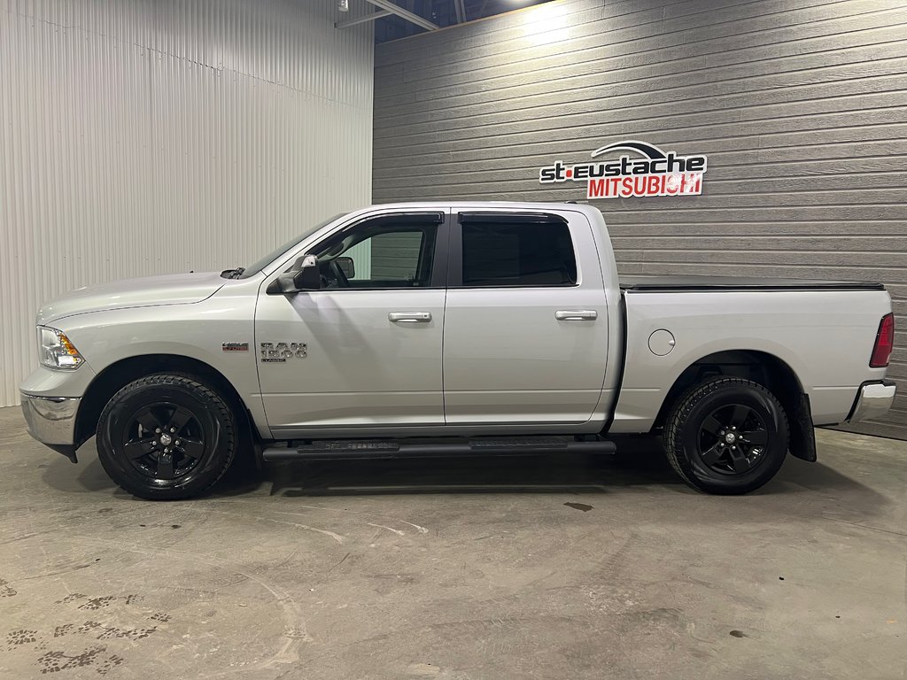 2019 Ram 1500 Classic SLT**4X4/AWD**BOITE 5'7PO**CREW CAB**HEMI 5.7L** in Saint-Eustache, Quebec - 2 - w1024h768px