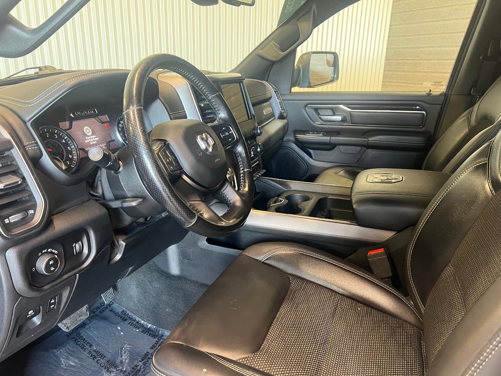 Ram 1500 SPORT**4X4/AWD**QUAD CAB**BOX 6'4**V8 5.7L** 2020 à Saint-Eustache, Québec - 14 - w1024h768px
