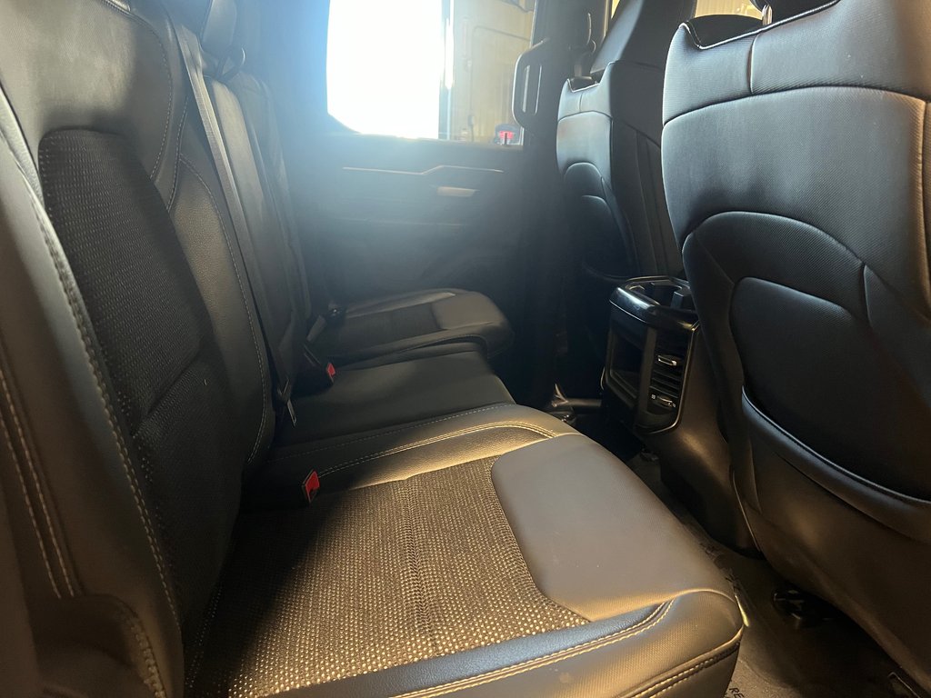 Ram 1500 SPORT**4X4/AWD**QUAD CAB**BOX 6'4**V8 5.7L** 2020 à Saint-Eustache, Québec - 18 - w1024h768px
