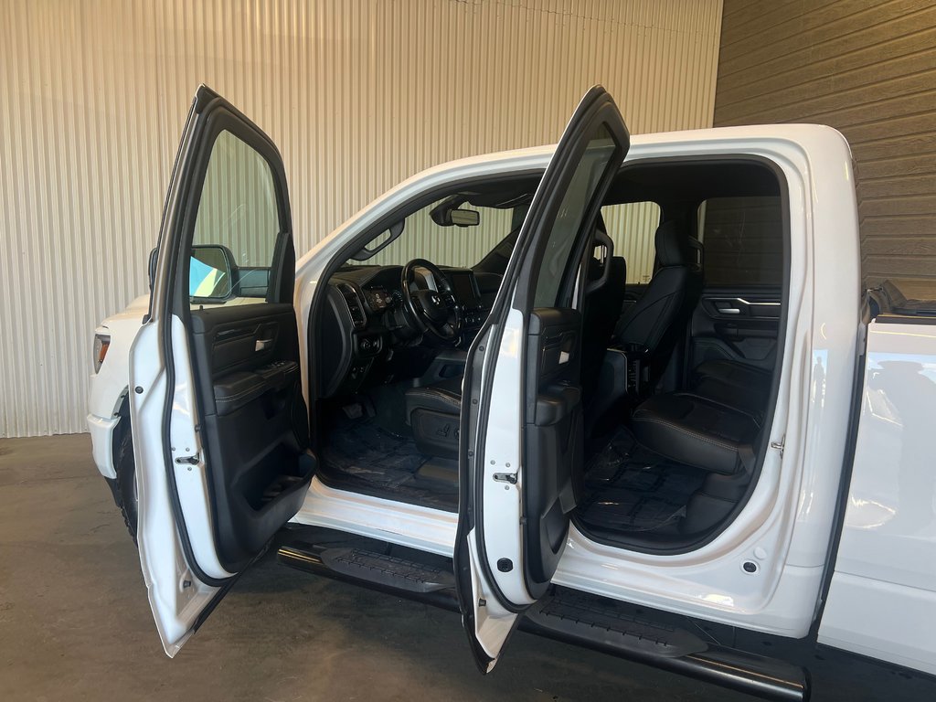 Ram 1500 SPORT**4X4/AWD**QUAD CAB**BOX 6'4**V8 5.7L** 2020 à Saint-Eustache, Québec - 12 - w1024h768px
