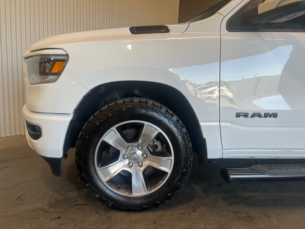 Ram 1500 SPORT**4X4/AWD**QUAD CAB**BOX 6'4**V8 5.7L** 2020 à Saint-Eustache, Québec - 8 - w1024h768px