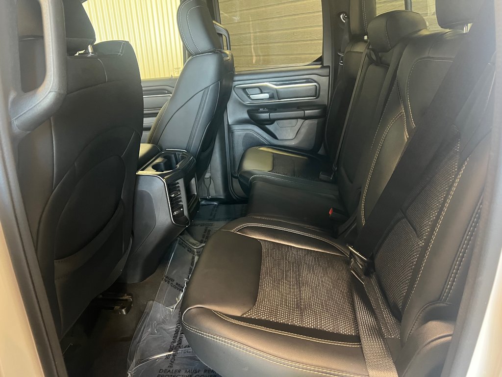 Ram 1500 SPORT**4X4/AWD**QUAD CAB**BOX 6'4**V8 5.7L** 2020 à Saint-Eustache, Québec - 17 - w1024h768px