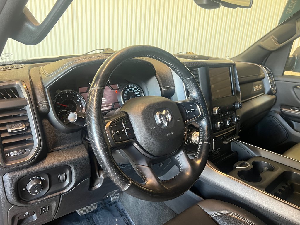 Ram 1500 SPORT**4X4/AWD**QUAD CAB**BOX 6'4**V8 5.7L** 2020 à Saint-Eustache, Québec - 15 - w1024h768px